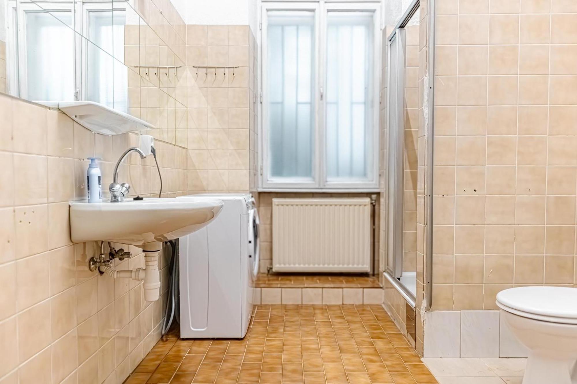 Chic Apartment - Very Central And Well Connected Вена Экстерьер фото